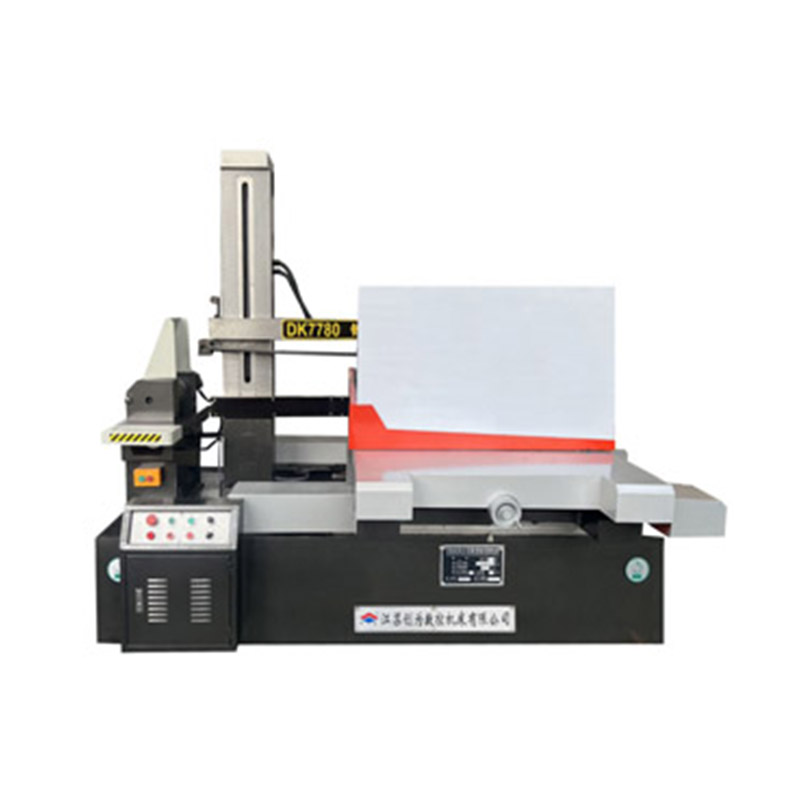 DK7780 ± 30 ° AZ Quick Emergency Response CNC EDM Hoge snelheid draad snijmachine