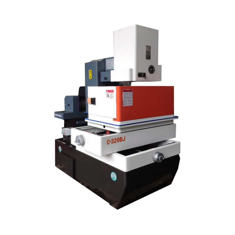 DK7732 C-type stepper lineaire gidsen waterdicht CNC-draad EDM medium-snelheid snijmachine