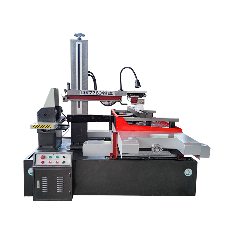DK7763 Niet-standaard F Model AZ Overstroombeveiliging CNC Draad EDM High-Speed ​​Cutting Machine
